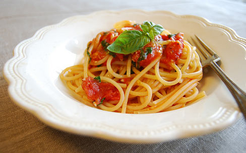 spaghetti al pomodoro