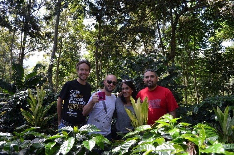 BaristaeFarmer_da sn Andrej Godina, Francesco Sanapo e Rebecca Atienza in Honduras