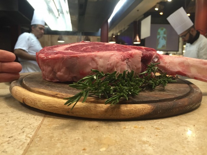 carne tomahawk Tosca Mercato Centrale Firenze - il Forchettiere