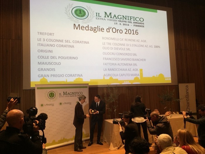 magnifico olive oil awards