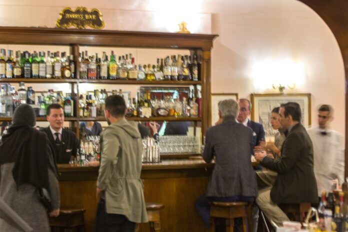 harrys bar