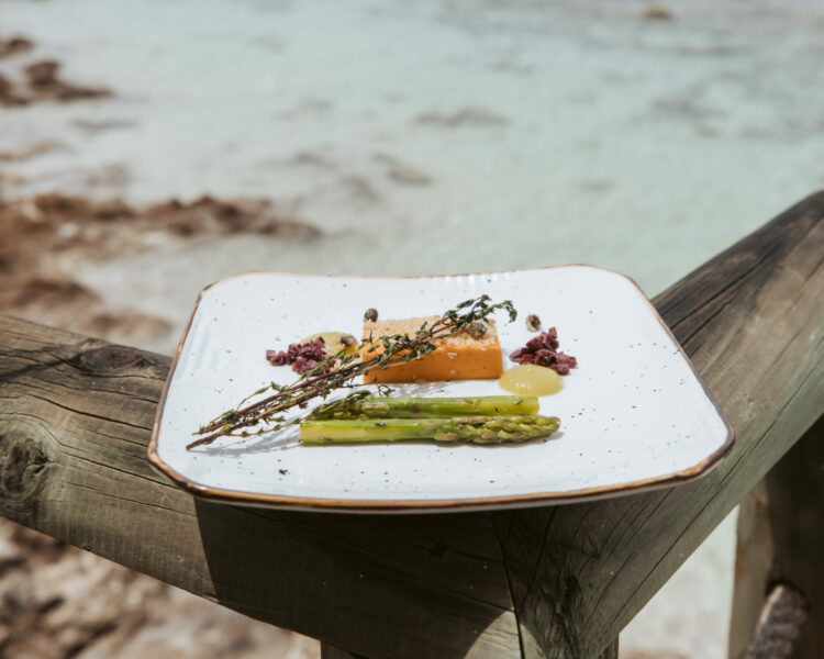 un piatto di chef Fabrizio Marino alle Maldive