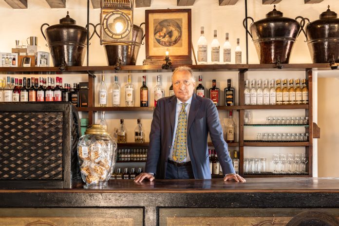 Distilleria Nardini acquisisce Domenis 1898 nel segno della grappa premium.